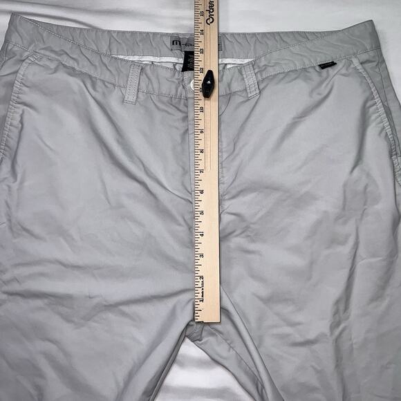 Travis Mathew Golf Pants Men's Size 38X33 Light Gray Flat Front Stretch Chinos - Picture 7 of 16